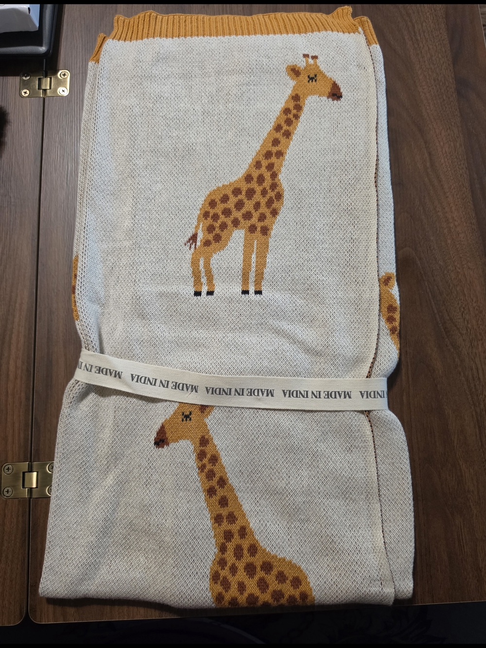 100% Cotton Giraffe Blanket - Picture 2 of 2